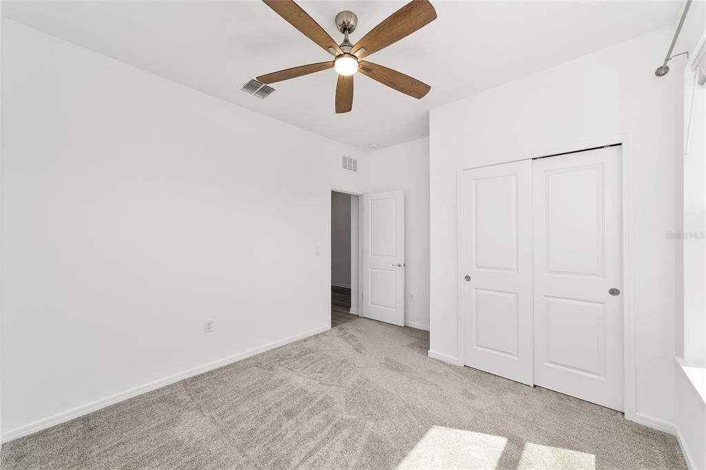 En Venta: $348,900 (3 camas, 2 baños, 1663 Pies cuadrados)