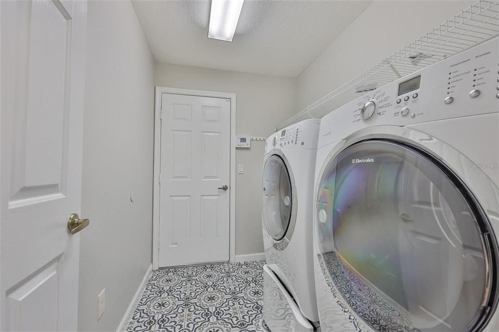 В аренду: $2,900 (3 спален, 2 ванн, 1701 Квадратных фут)