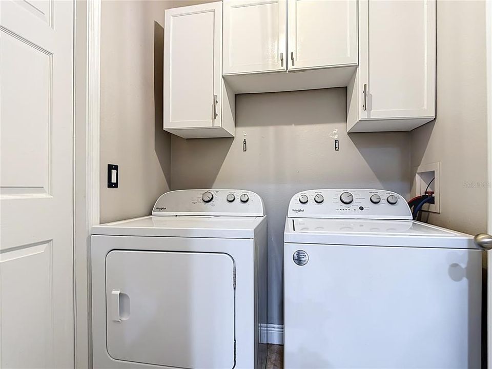 Под контрактом: $247,990 (3 спален, 2 ванн, 1235 Квадратных фут)