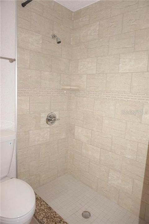 В аренду: $1,800 (1 спален, 1 ванн, 500 Квадратных фут)