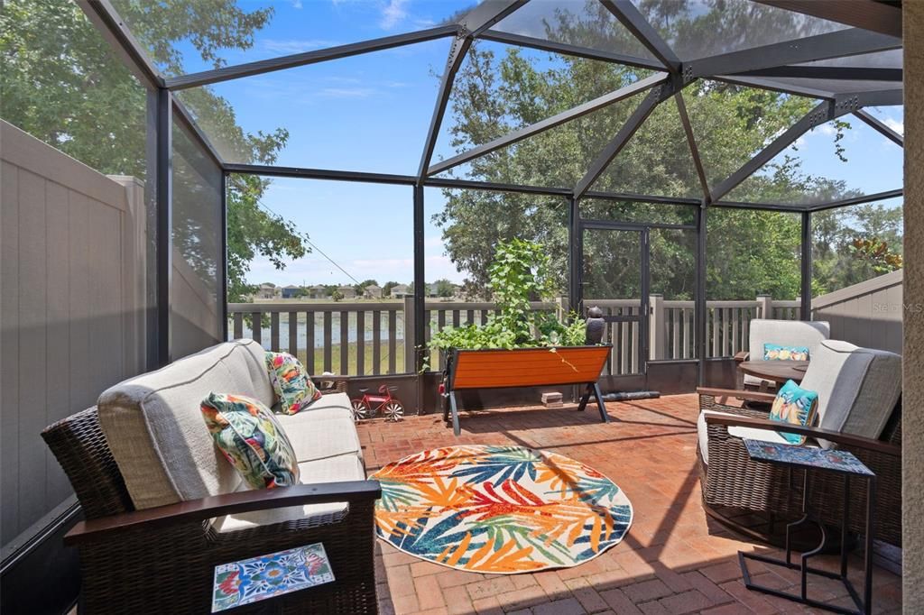 For Sale: $245,990 (3 beds, 2 baths, 1337 Square Feet)