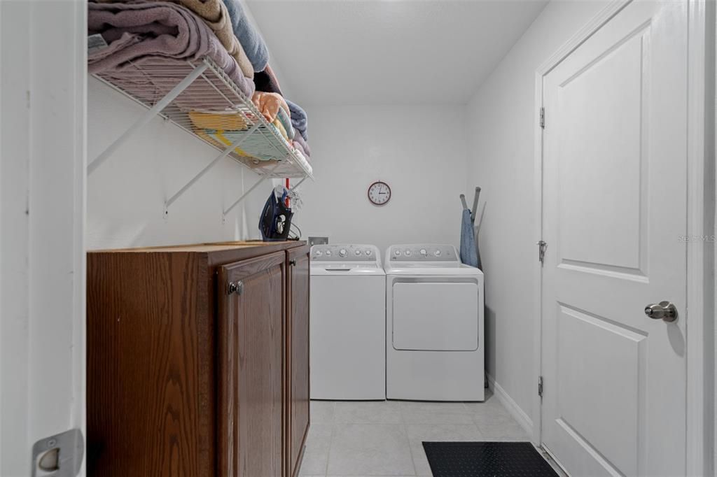 For Sale: $245,990 (3 beds, 2 baths, 1337 Square Feet)