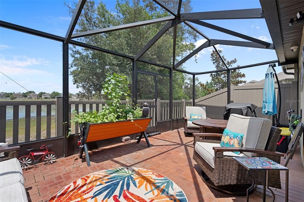 For Sale: $245,990 (3 beds, 2 baths, 1337 Square Feet)