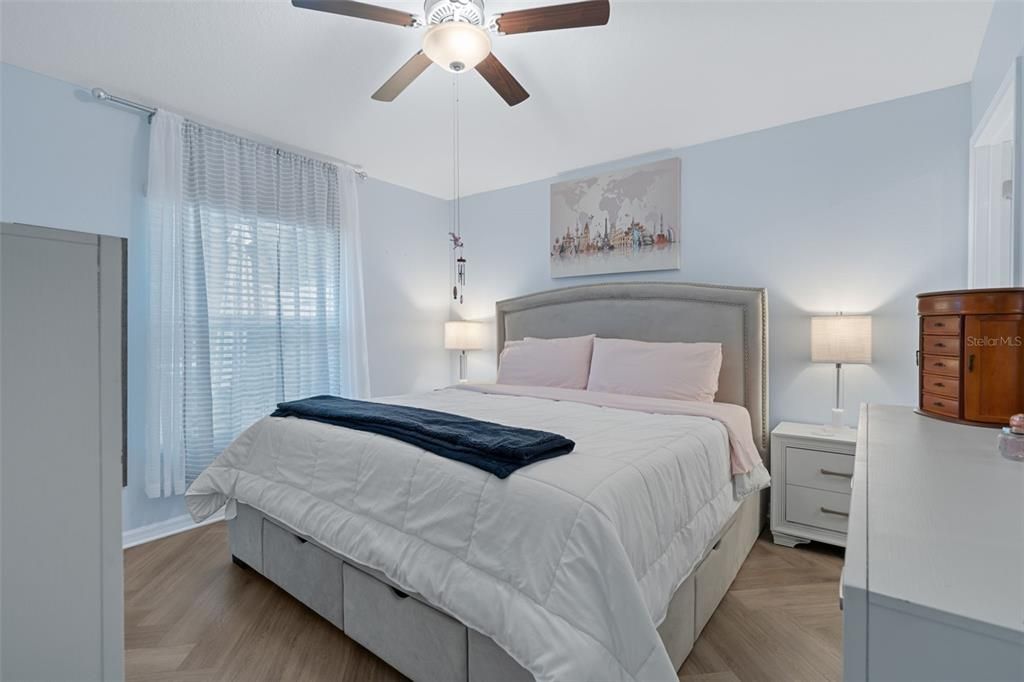 For Sale: $245,990 (3 beds, 2 baths, 1337 Square Feet)