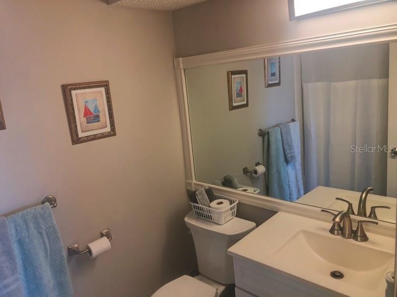 В аренду: $1,650 (2 спален, 2 ванн, 1012 Квадратных фут)