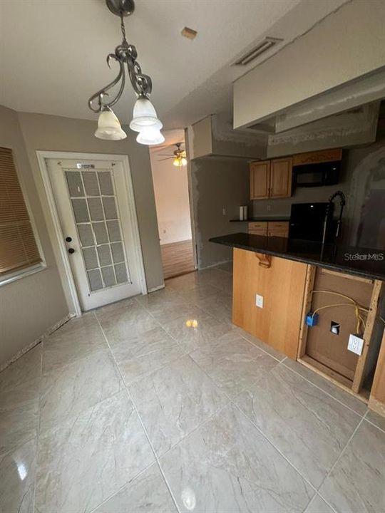 На продажу: $209,900 (3 спален, 2 ванн, 1413 Квадратных фут)
