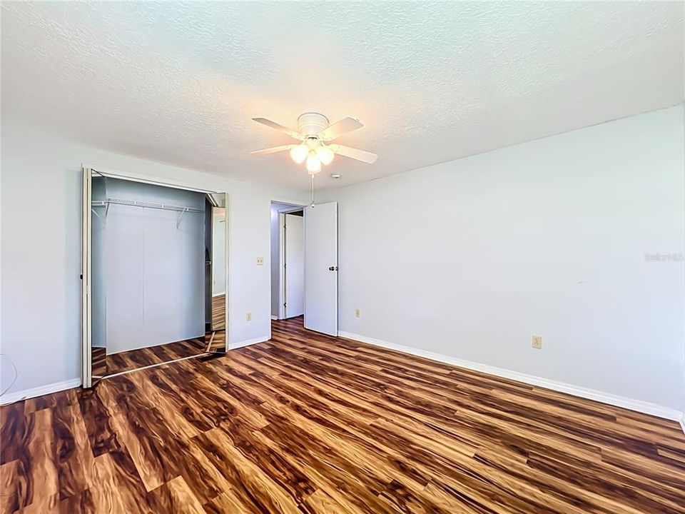 For Sale: $215,000 (3 beds, 2 baths, 1530 Square Feet)