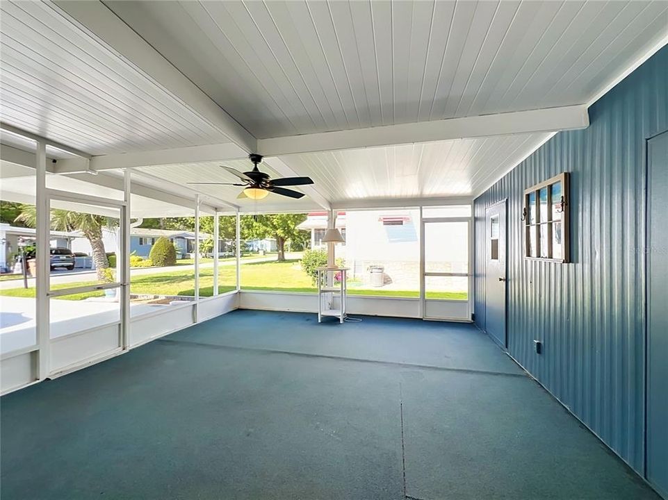For Sale: $215,000 (3 beds, 2 baths, 1530 Square Feet)