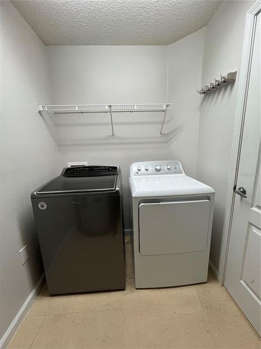 En Renta: $2,300 (3 camas, 2 baños, 1344 Pies cuadrados)