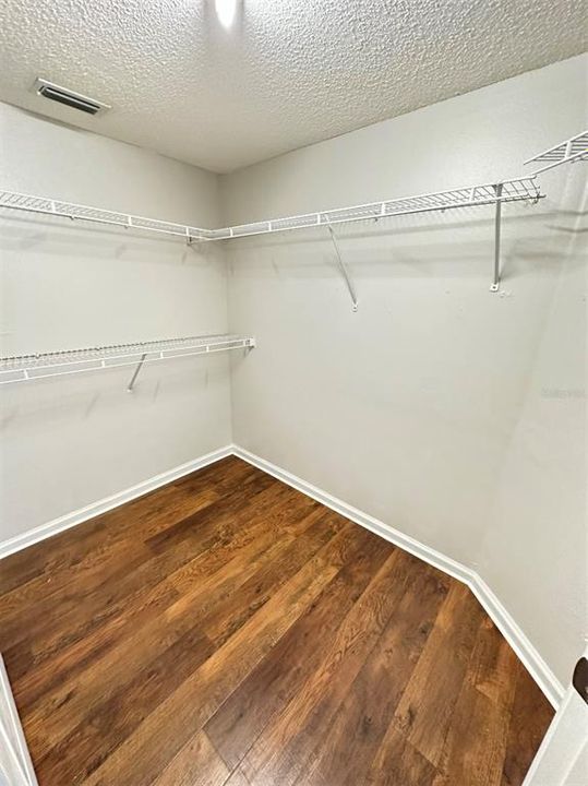 En Renta: $2,300 (3 camas, 2 baños, 1344 Pies cuadrados)