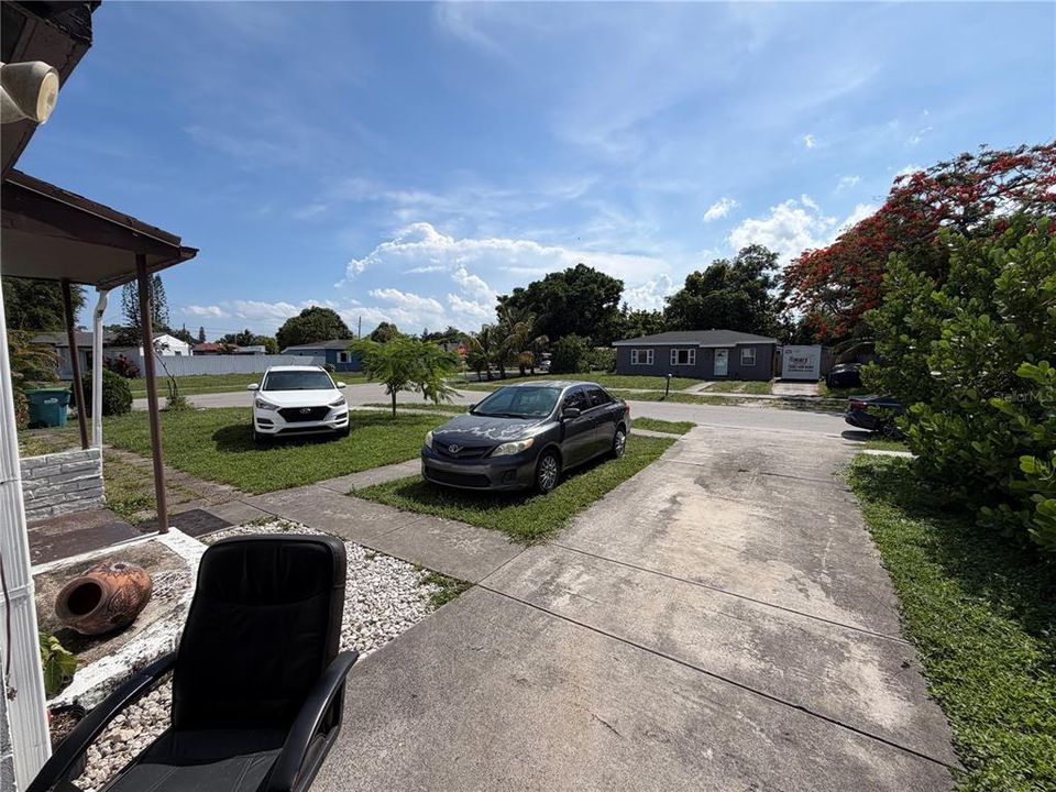 На продажу: $399,999 (3 спален, 1 ванн, 1170 Квадратных фут)