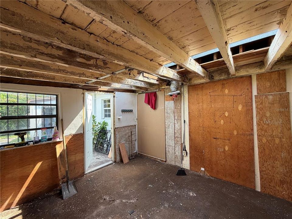 На продажу: $399,999 (3 спален, 1 ванн, 1170 Квадратных фут)