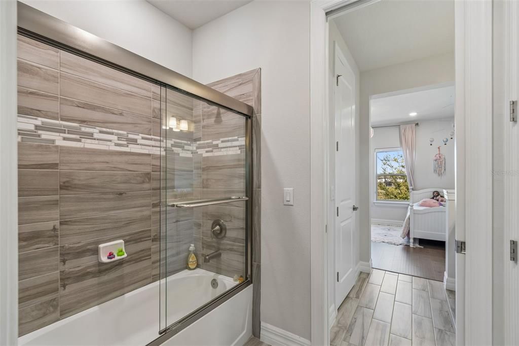 В аренду: $6,800 (4 спален, 4 ванн, 4260 Квадратных фут)