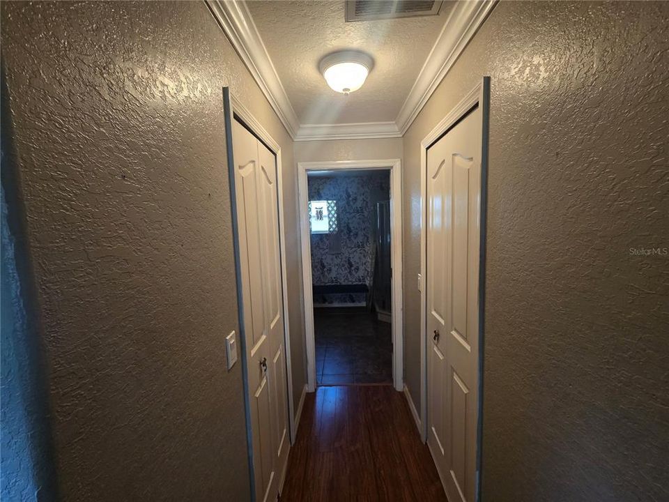 For Sale: $465,000 (3 beds, 2 baths, 1955 Square Feet)