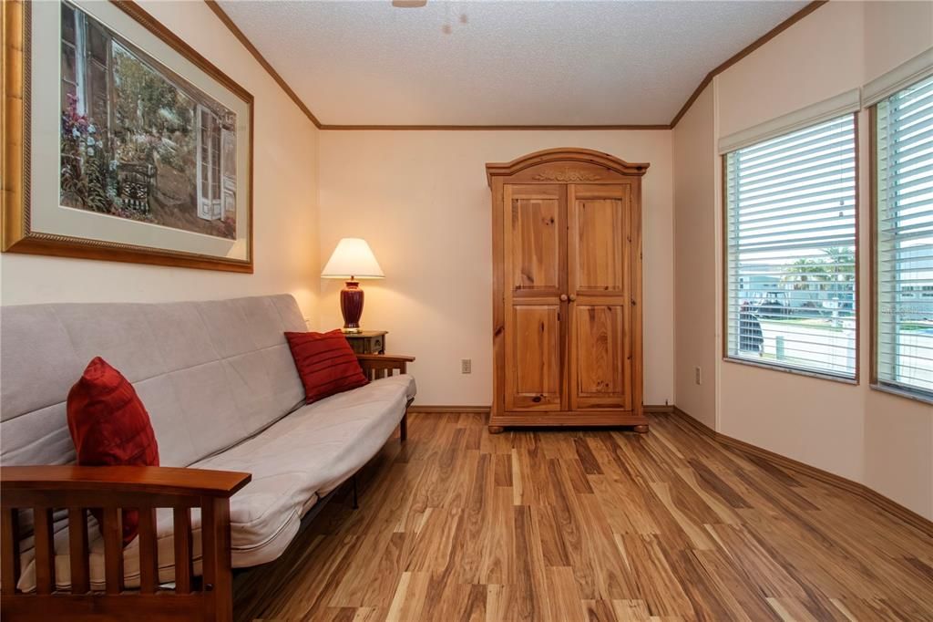 For Sale: $194,900 (3 beds, 2 baths, 1480 Square Feet)