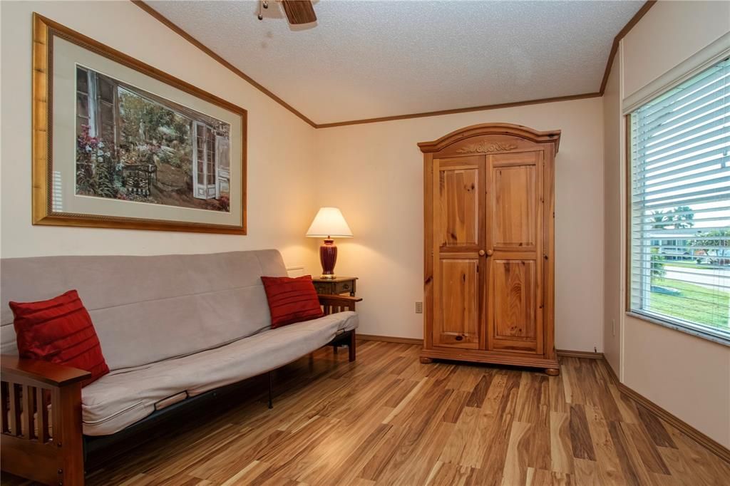 For Sale: $194,900 (3 beds, 2 baths, 1480 Square Feet)