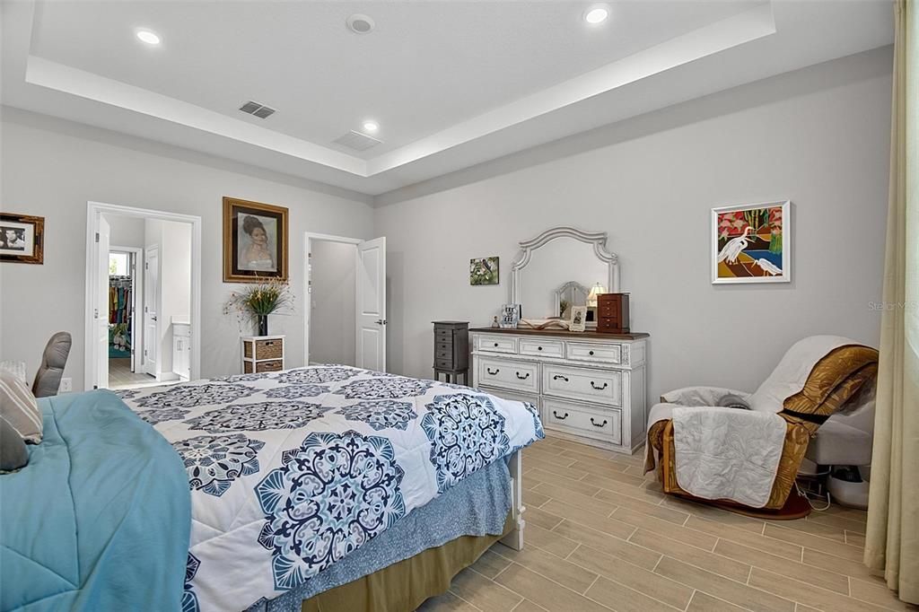 For Sale: $459,000 (4 beds, 3 baths, 2306 Square Feet)