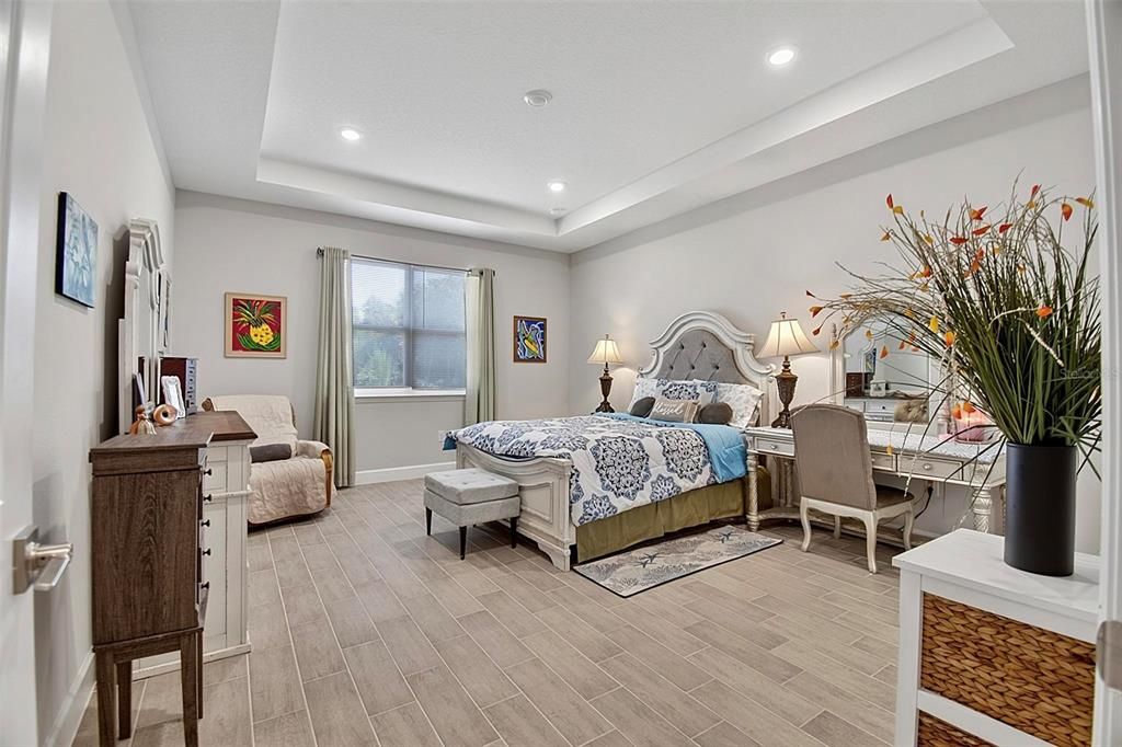 For Sale: $459,000 (4 beds, 3 baths, 2306 Square Feet)