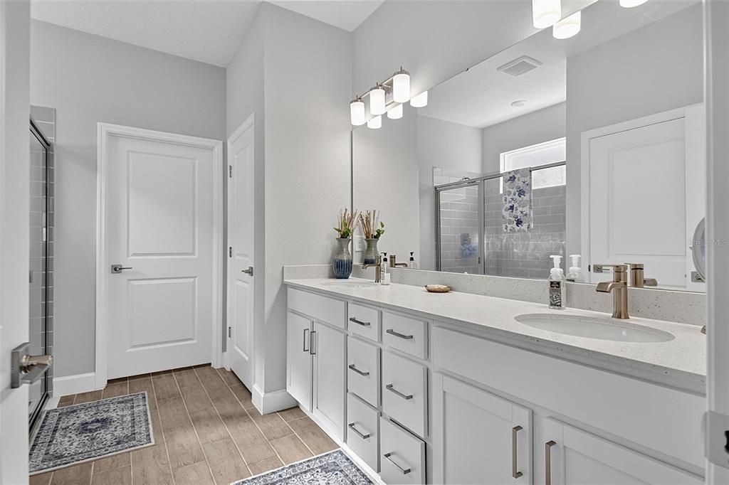 For Sale: $459,000 (4 beds, 3 baths, 2306 Square Feet)