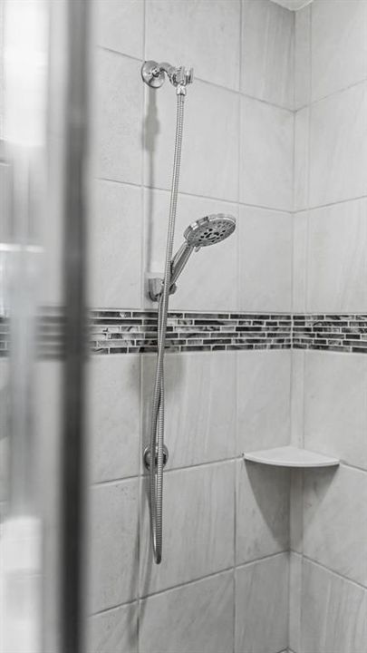 На продажу: $360,000 (4 спален, 2 ванн, 1990 Квадратных фут)