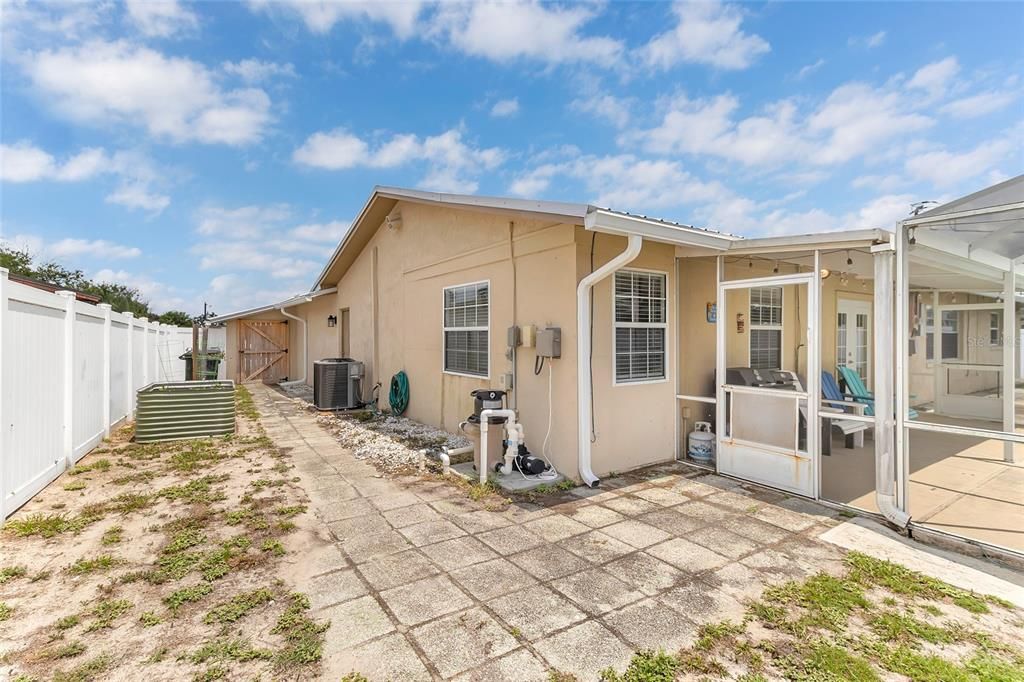: $340,000 (3 beds, 2 baths, 1784 Square Feet)