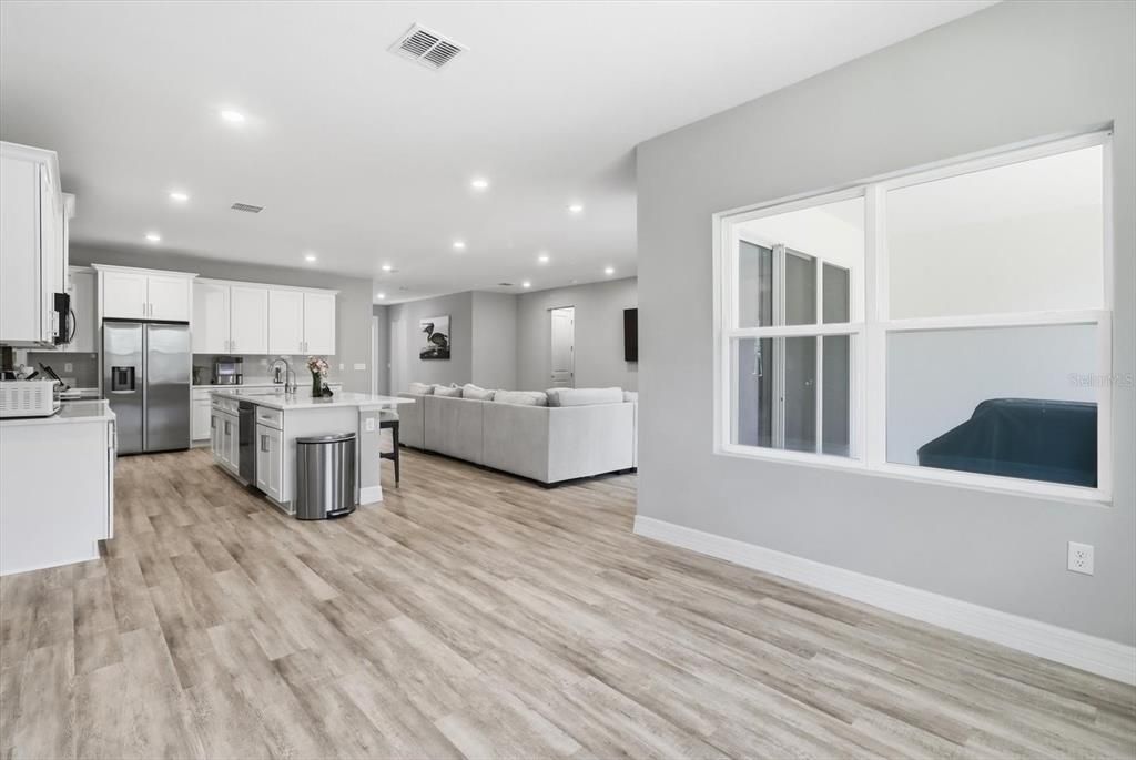 For Sale: $505,000 (4 beds, 3 baths, 2478 Square Feet)