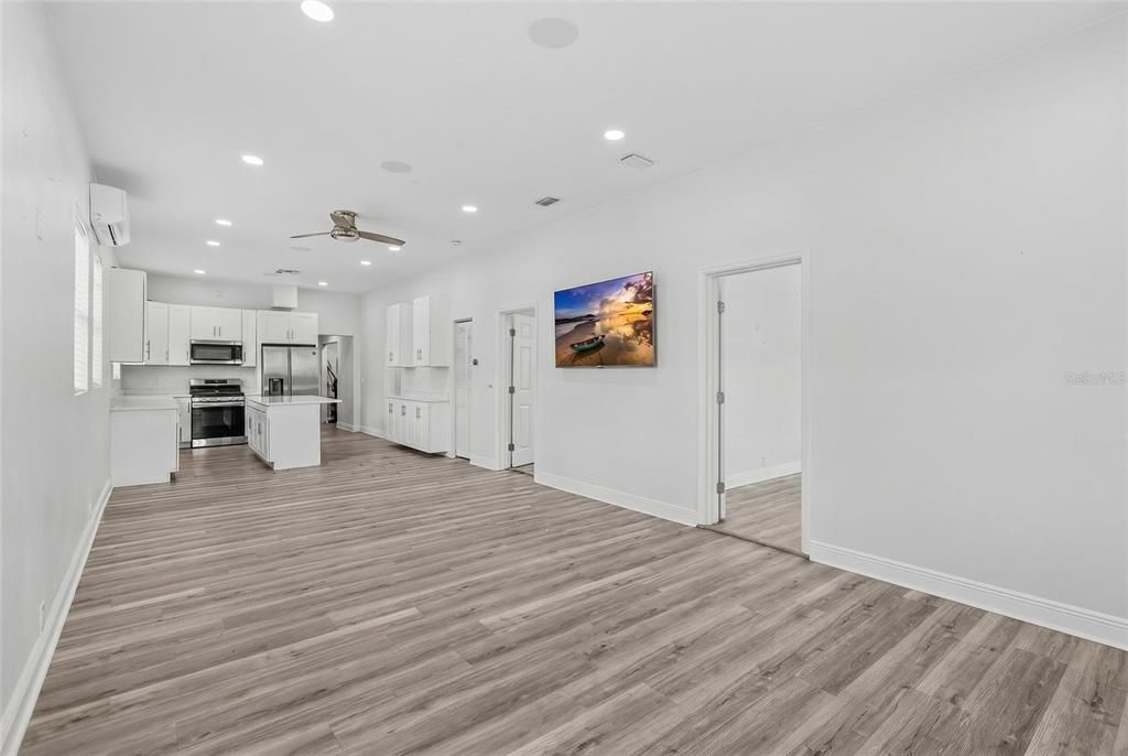 На продажу: $465,000 (3 спален, 2 ванн, 1357 Квадратных фут)