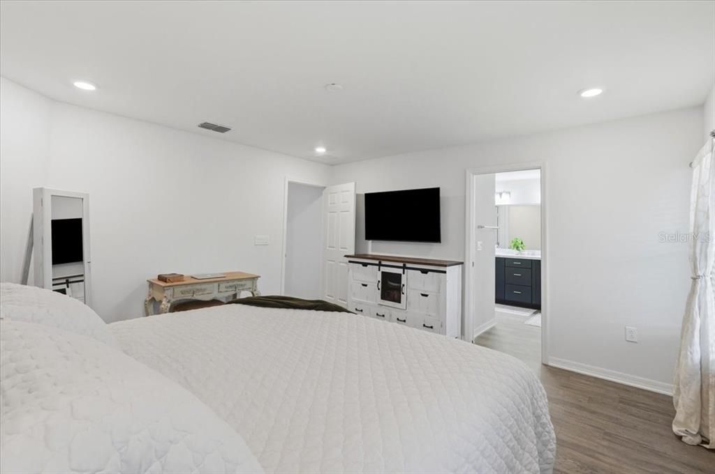 En Venta: $340,000 (3 camas, 2 baños, 1603 Pies cuadrados)