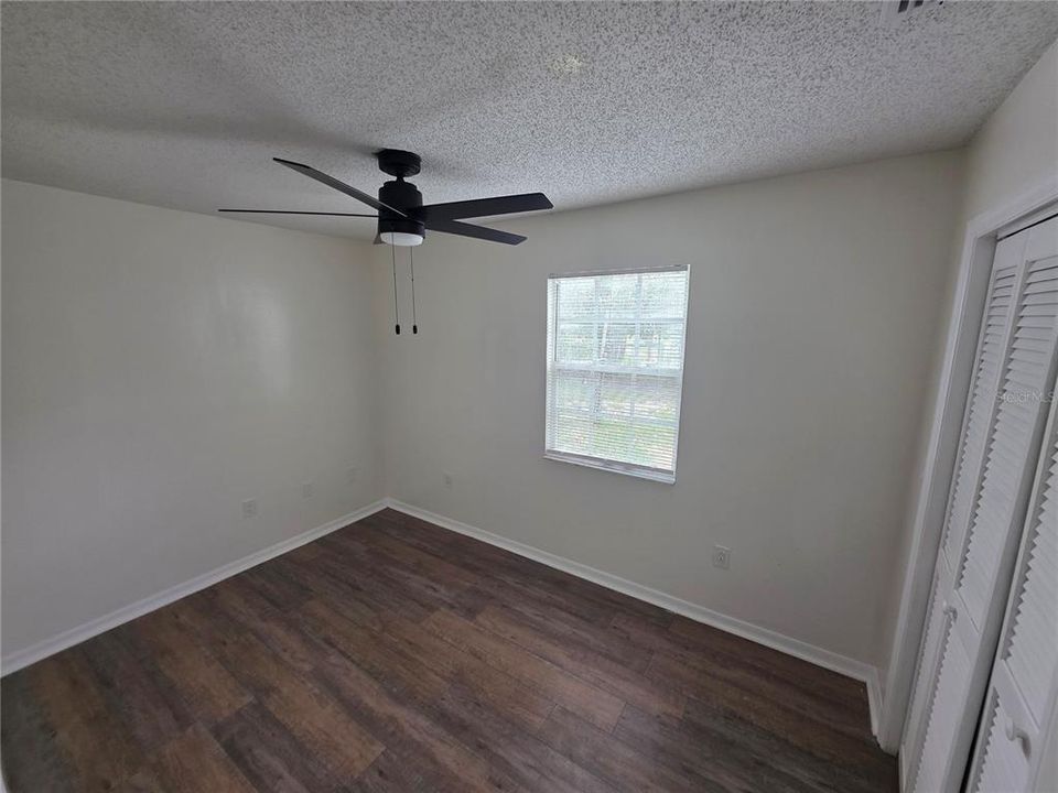 For Rent: $1,600 (2 beds, 1 baths, 1200 Square Feet)