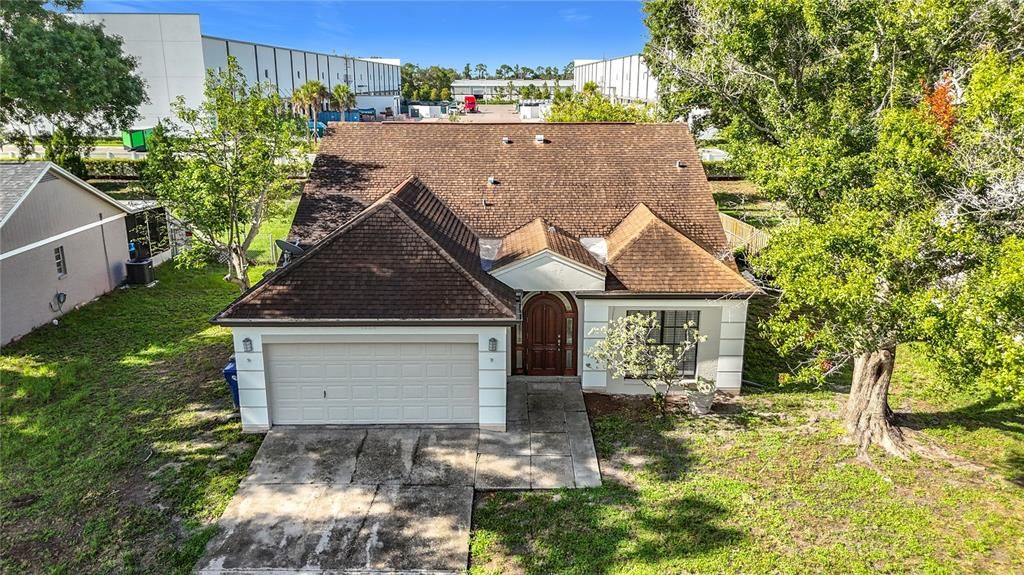 En Venta: $365,000 (4 camas, 2 baños, 1778 Pies cuadrados)