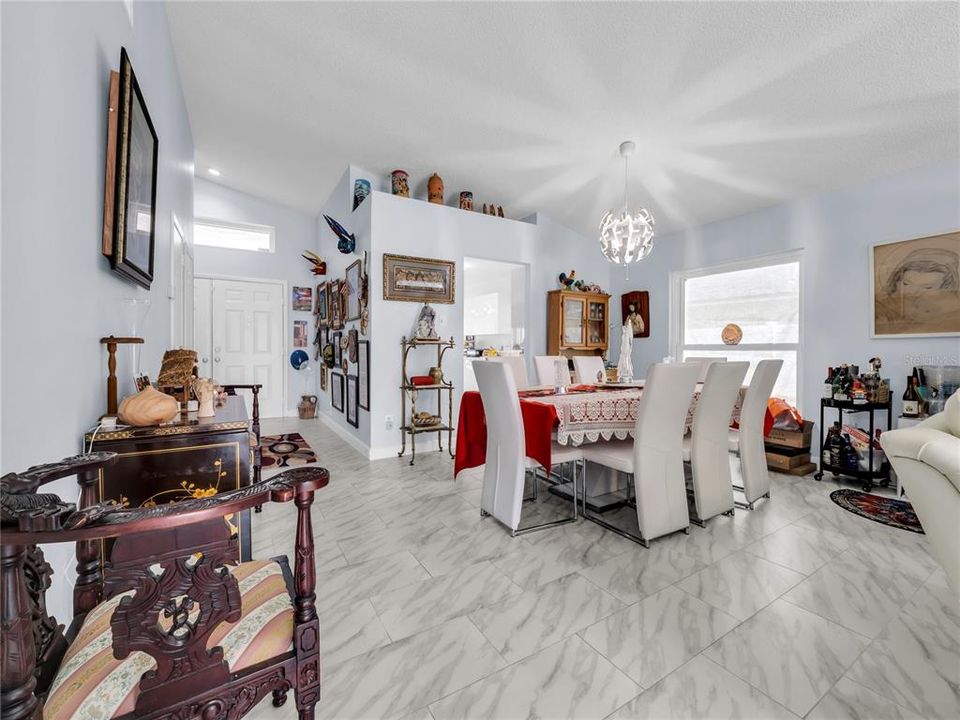 На продажу: $419,900 (3 спален, 2 ванн, 1604 Квадратных фут)
