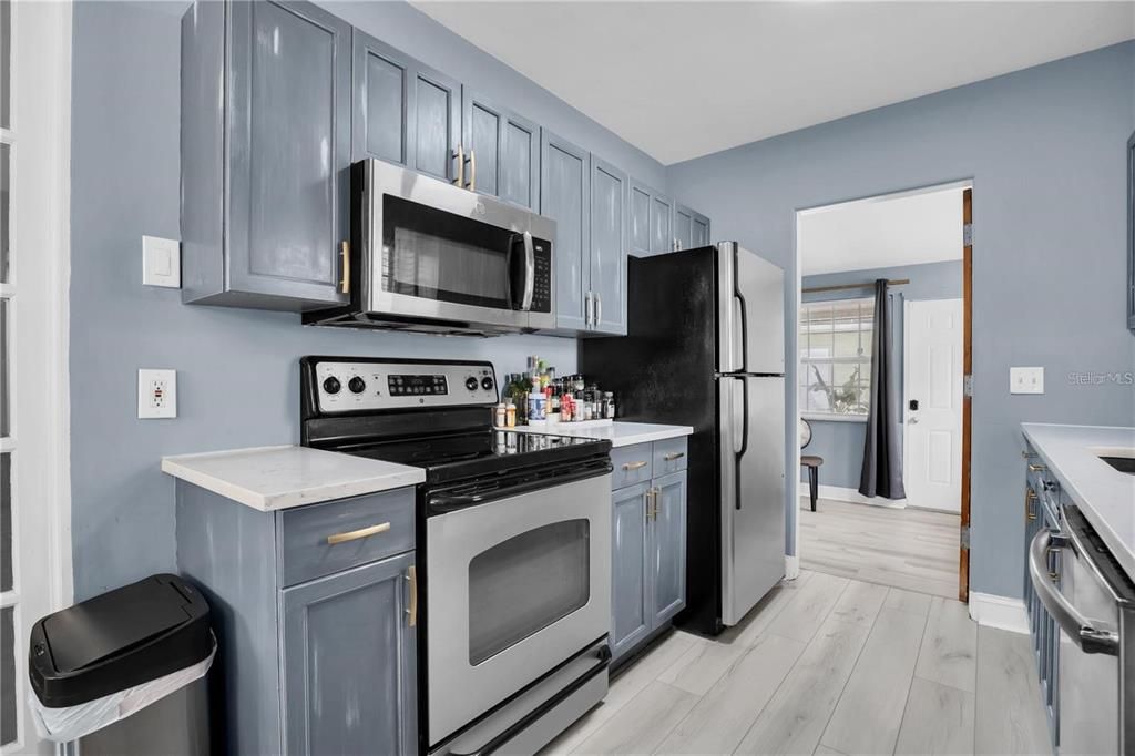 В аренду: $2,950 (2 спален, 1 ванн, 1112 Квадратных фут)