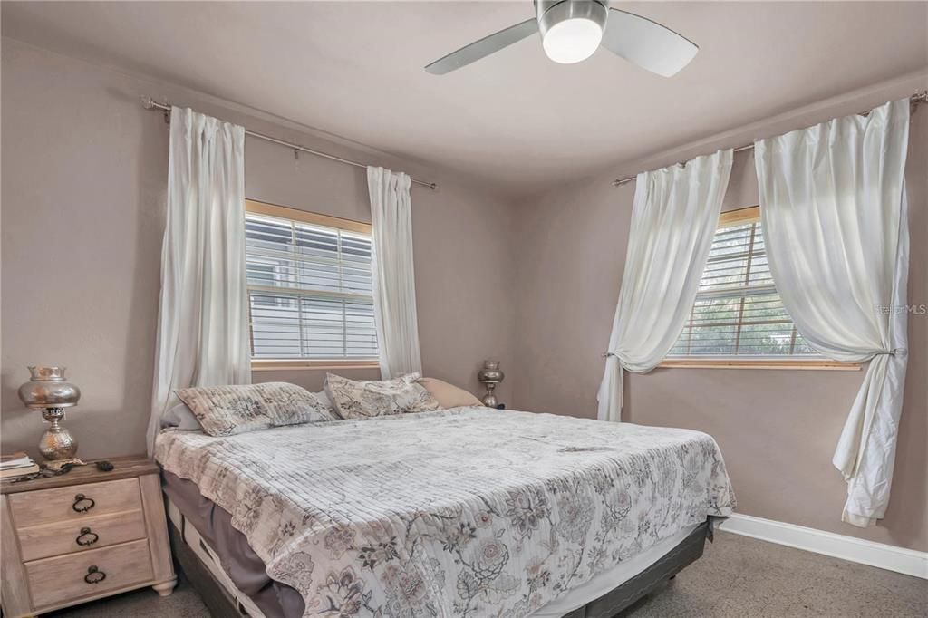 В аренду: $2,950 (2 спален, 1 ванн, 1112 Квадратных фут)