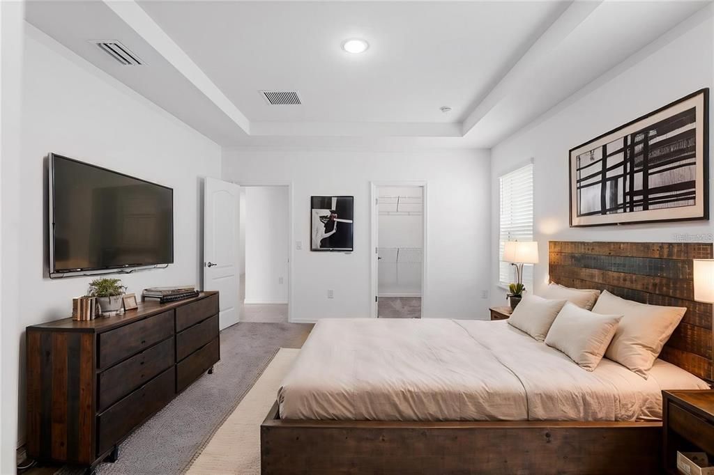 For Rent: $2,350 (3 beds, 2 baths, 1890 Square Feet)