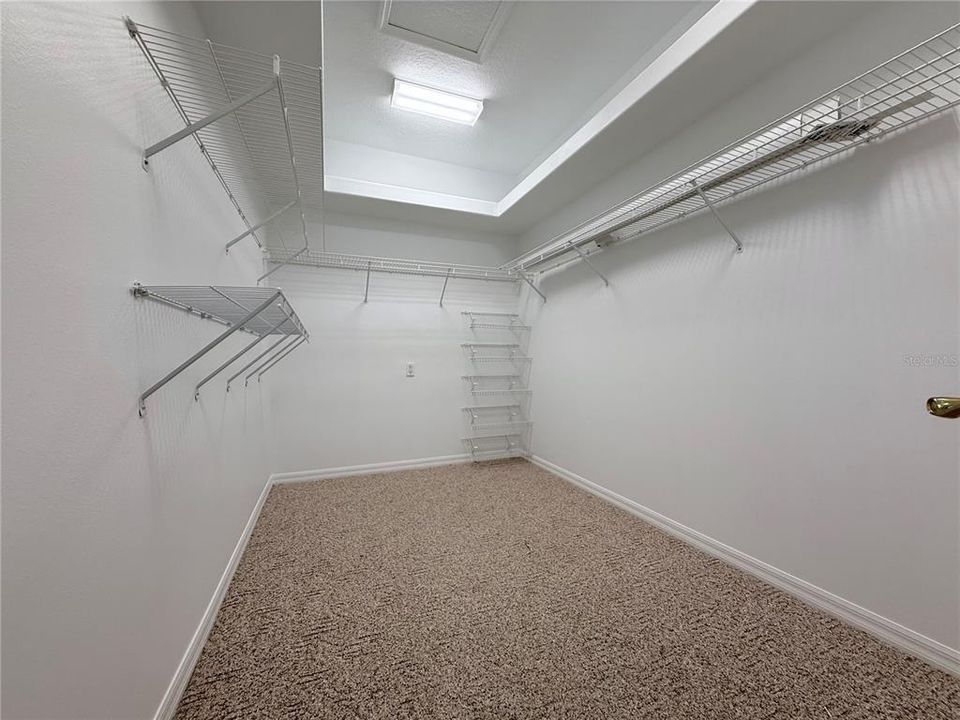For Rent: $2,800 (4 beds, 3 baths, 2712 Square Feet)