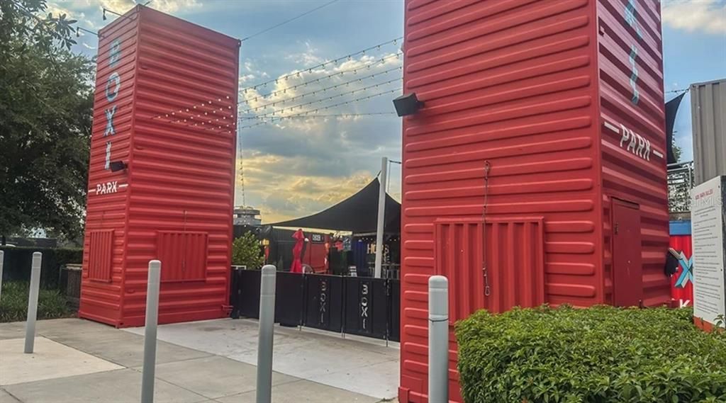 En Venta: $707,668 (4 camas, 3 baños, 2999 Pies cuadrados)