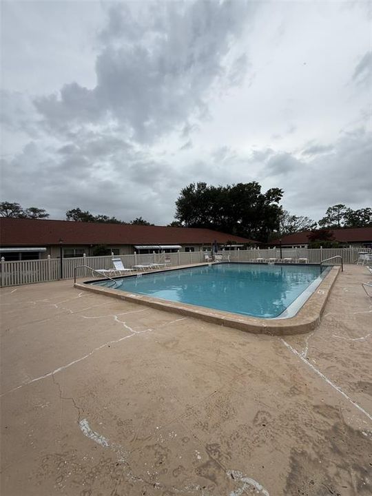 For Sale: $129,900 (2 beds, 2 baths, 820 Square Feet)