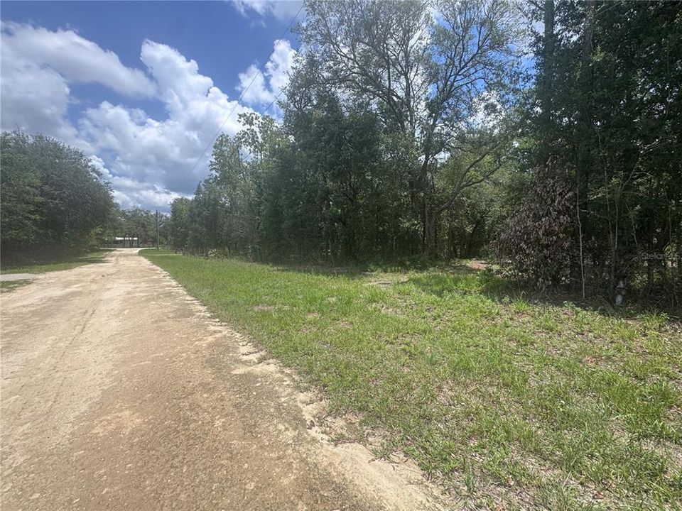 For Sale: $28,000 (1.00 acres)