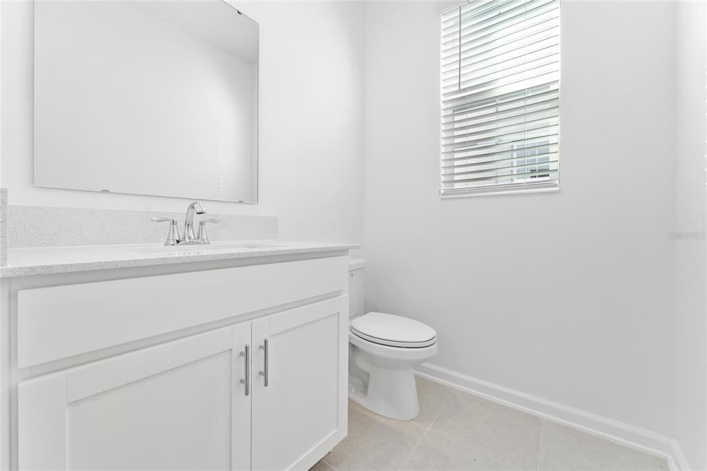 For Rent: $2,300 (3 beds, 2 baths, 1755 Square Feet)