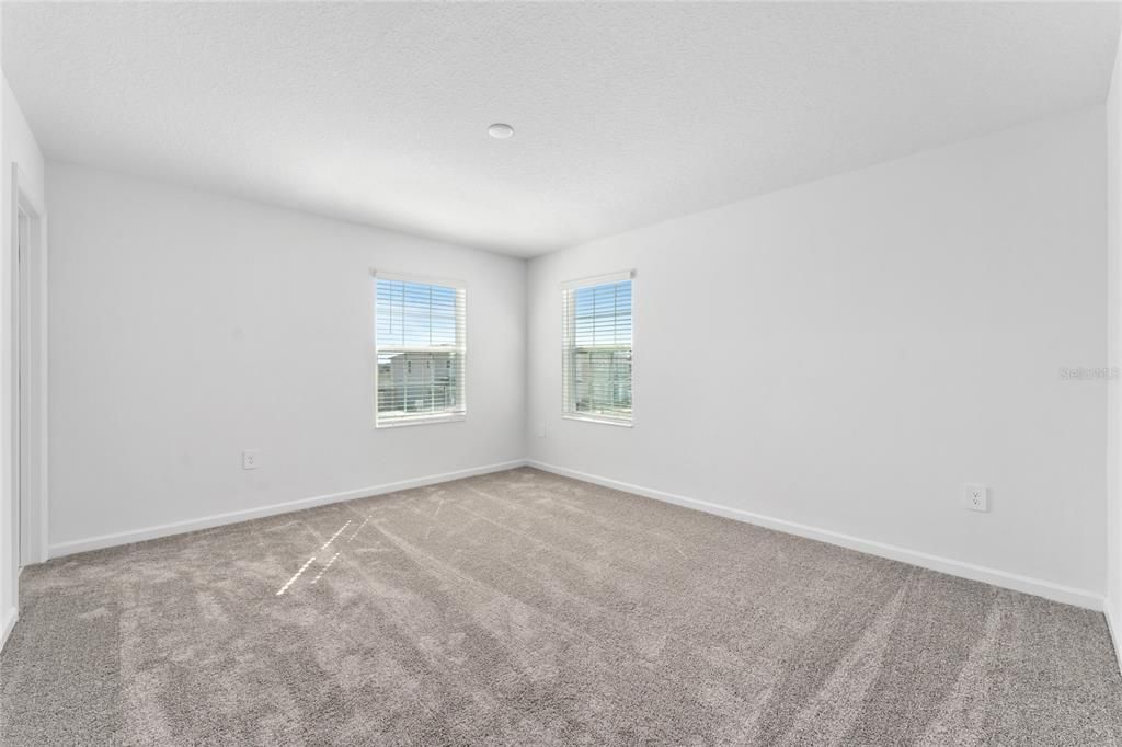 For Rent: $2,300 (3 beds, 2 baths, 1755 Square Feet)