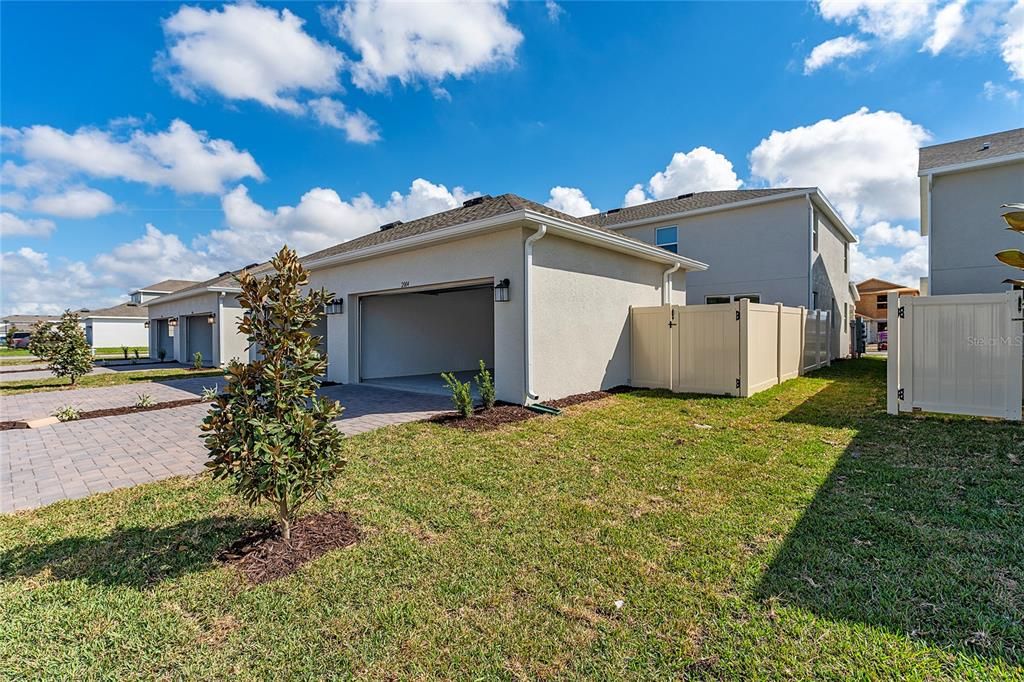For Rent: $2,300 (3 beds, 2 baths, 1755 Square Feet)