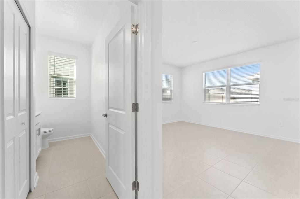 For Rent: $2,300 (3 beds, 2 baths, 1755 Square Feet)
