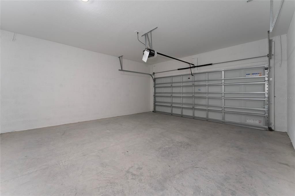 For Rent: $2,300 (3 beds, 2 baths, 1755 Square Feet)