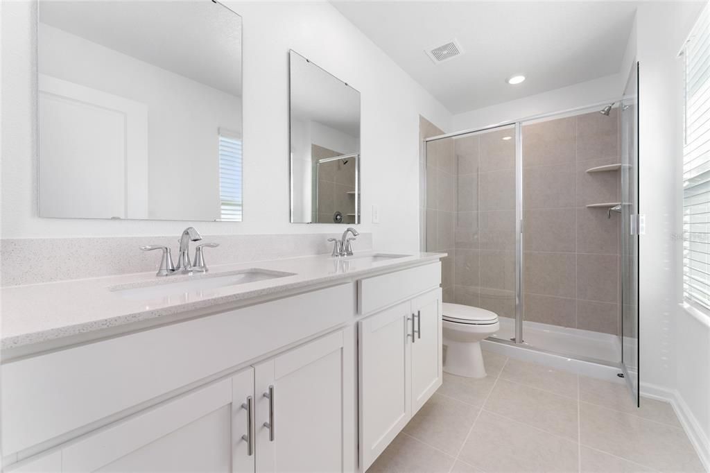 For Rent: $2,300 (3 beds, 2 baths, 1755 Square Feet)