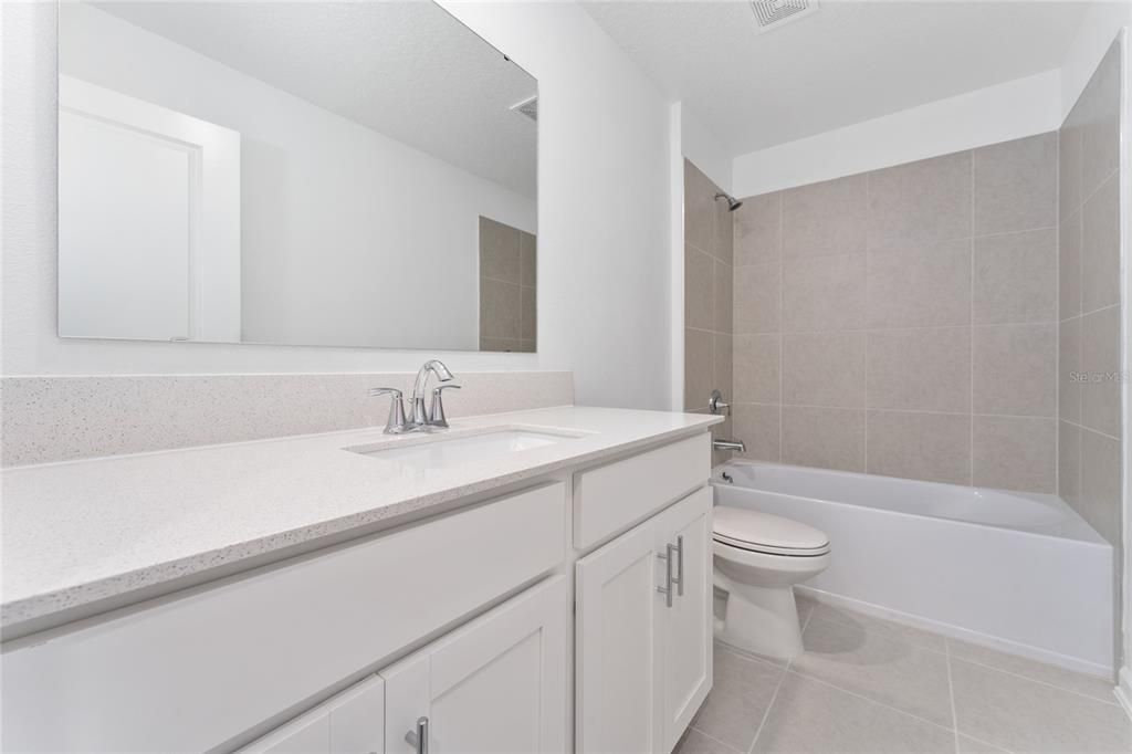 For Rent: $2,300 (3 beds, 2 baths, 1755 Square Feet)