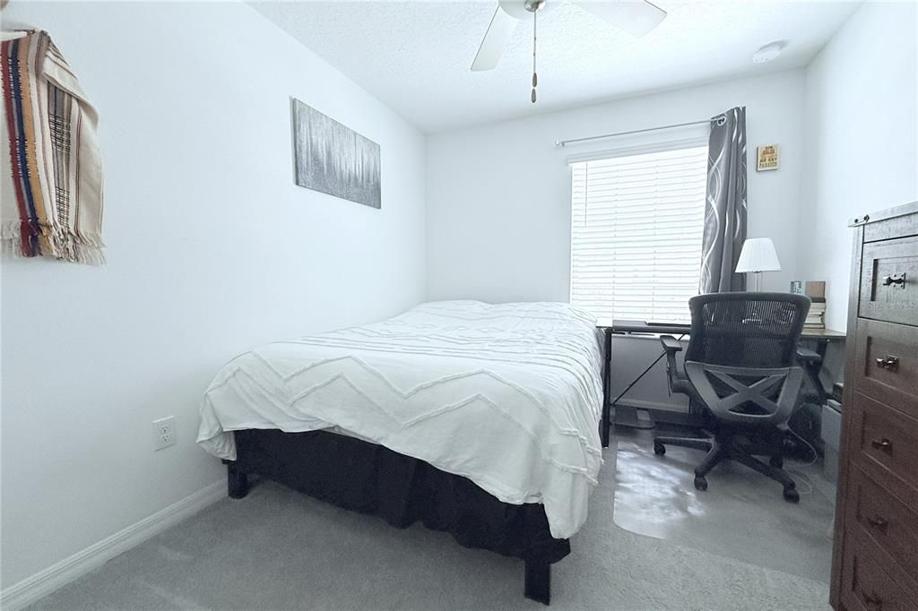 For Rent: $2,100 (3 beds, 2 baths, 1666 Square Feet)