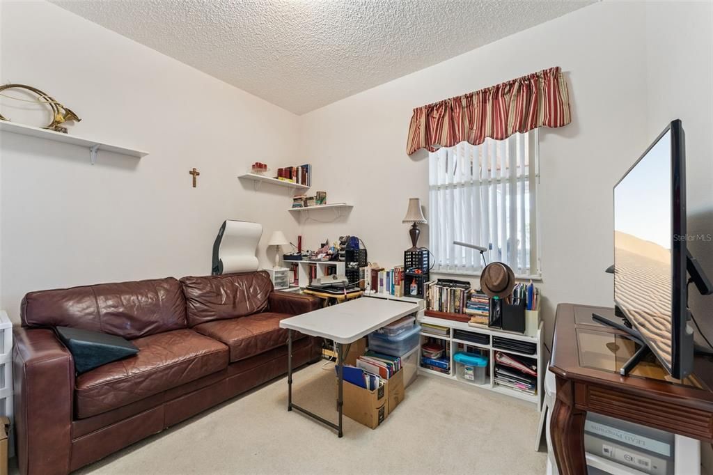 For Sale: $499,900 (4 beds, 2 baths, 1972 Square Feet)