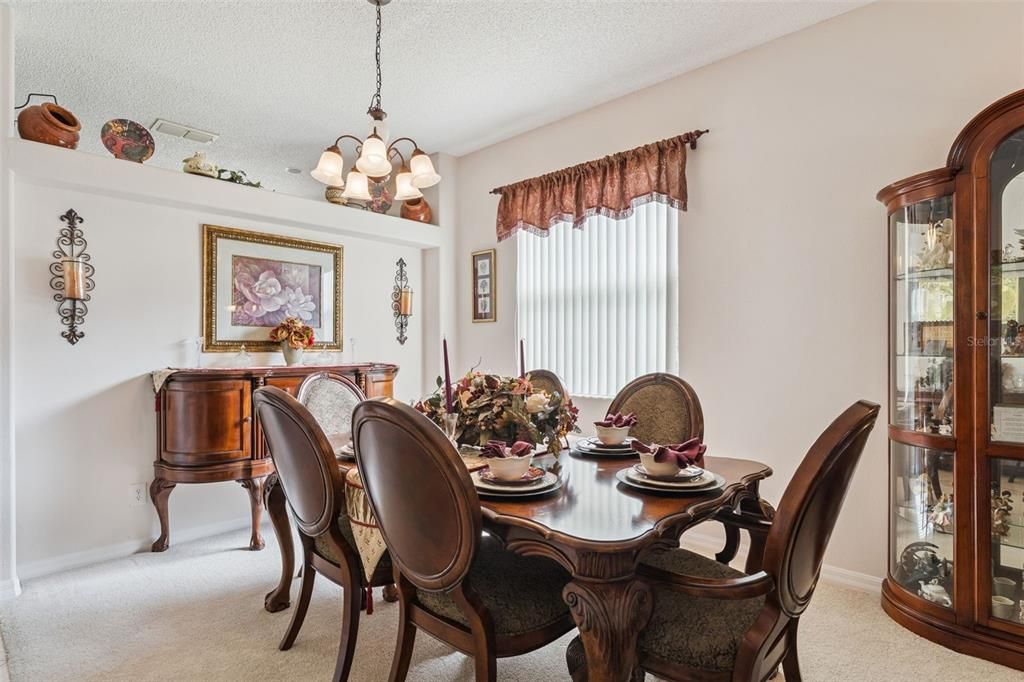 For Sale: $499,900 (4 beds, 2 baths, 1972 Square Feet)