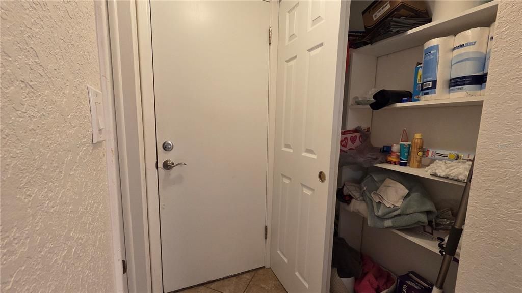 For Rent: $2,300 (3 beds, 2 baths, 1442 Square Feet)