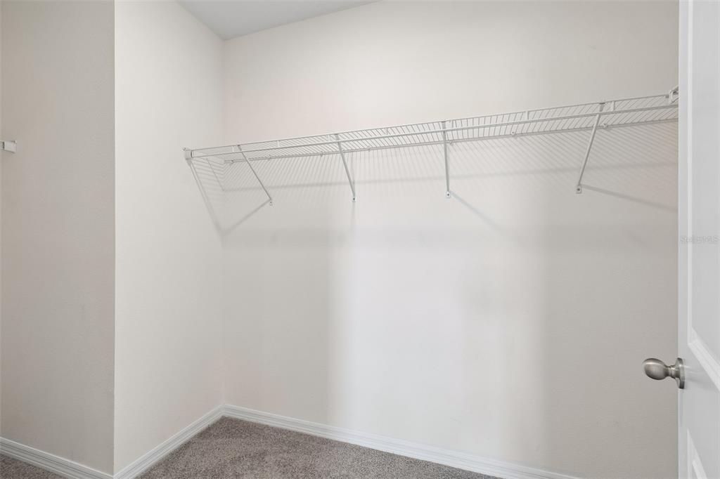 En Renta: $3,000 (5 camas, 3 baños, 2605 Pies cuadrados)
